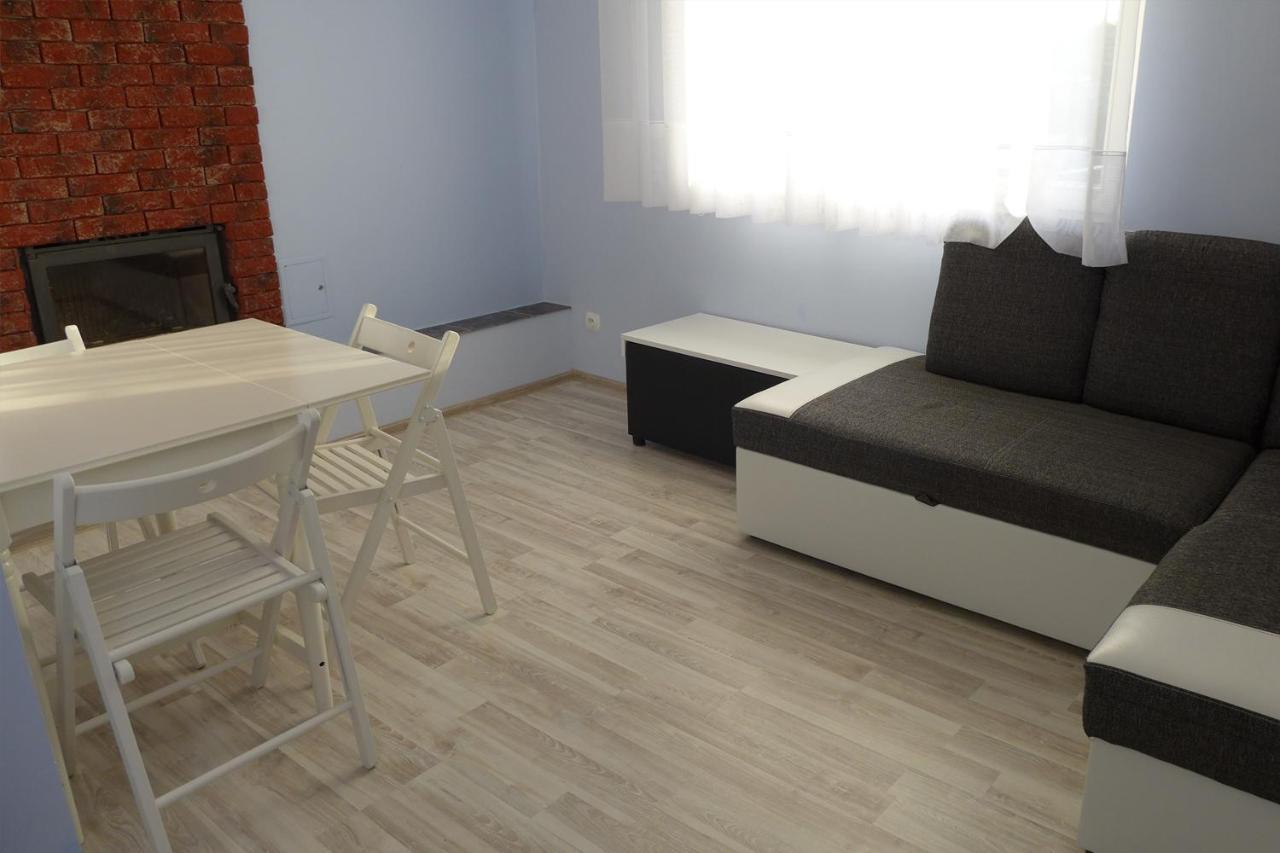 Apartamenty Zabcia Гжибово Екстериор снимка