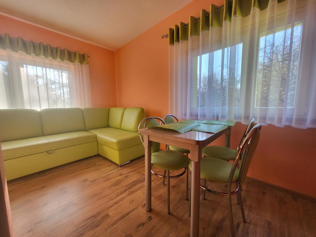 Apartamenty Zabcia Гжибово Екстериор снимка
