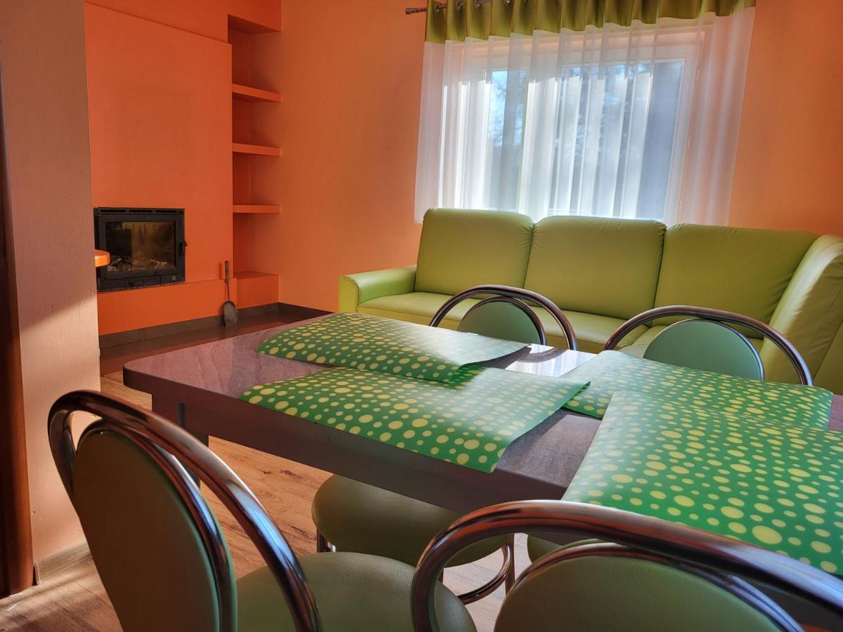 Apartamenty Zabcia Гжибово Екстериор снимка