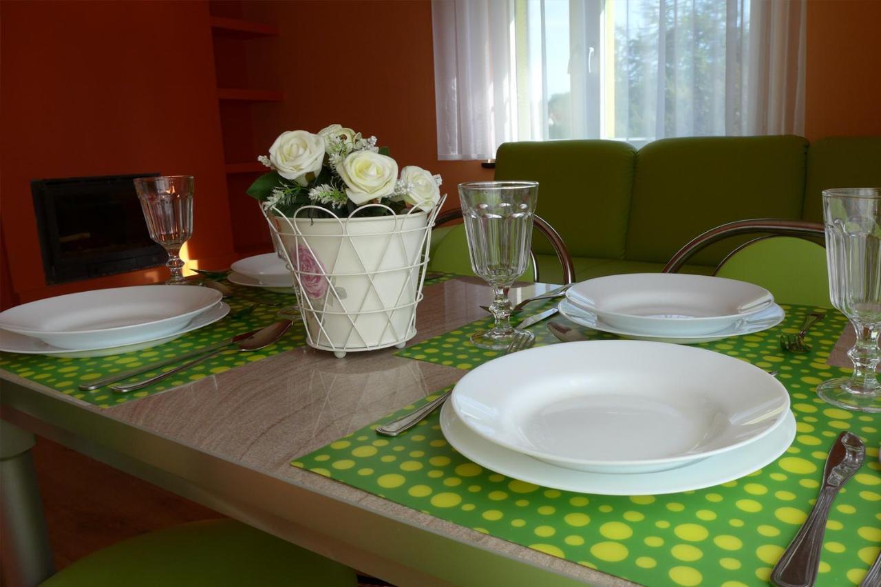Apartamenty Zabcia Гжибово Екстериор снимка